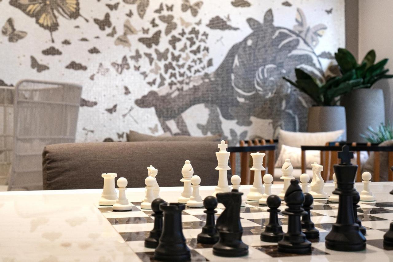 Silq Hotel & Residence, Managed By The Ascott Limited Bangkok Exterior photo Chess pieces