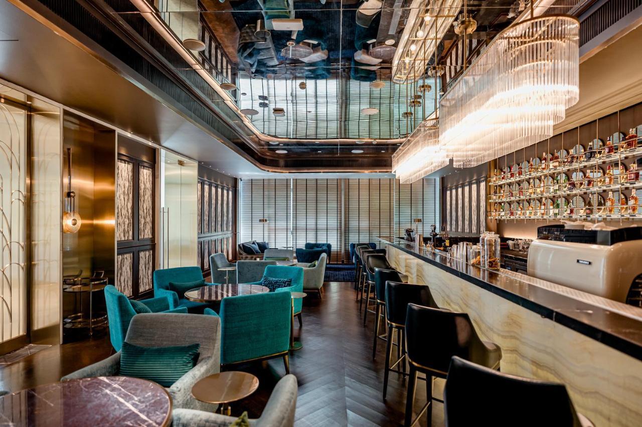 Silq Hotel & Residence, Managed By The Ascott Limited Bangkok Exterior photo The bar at the 100 Queen's Gate