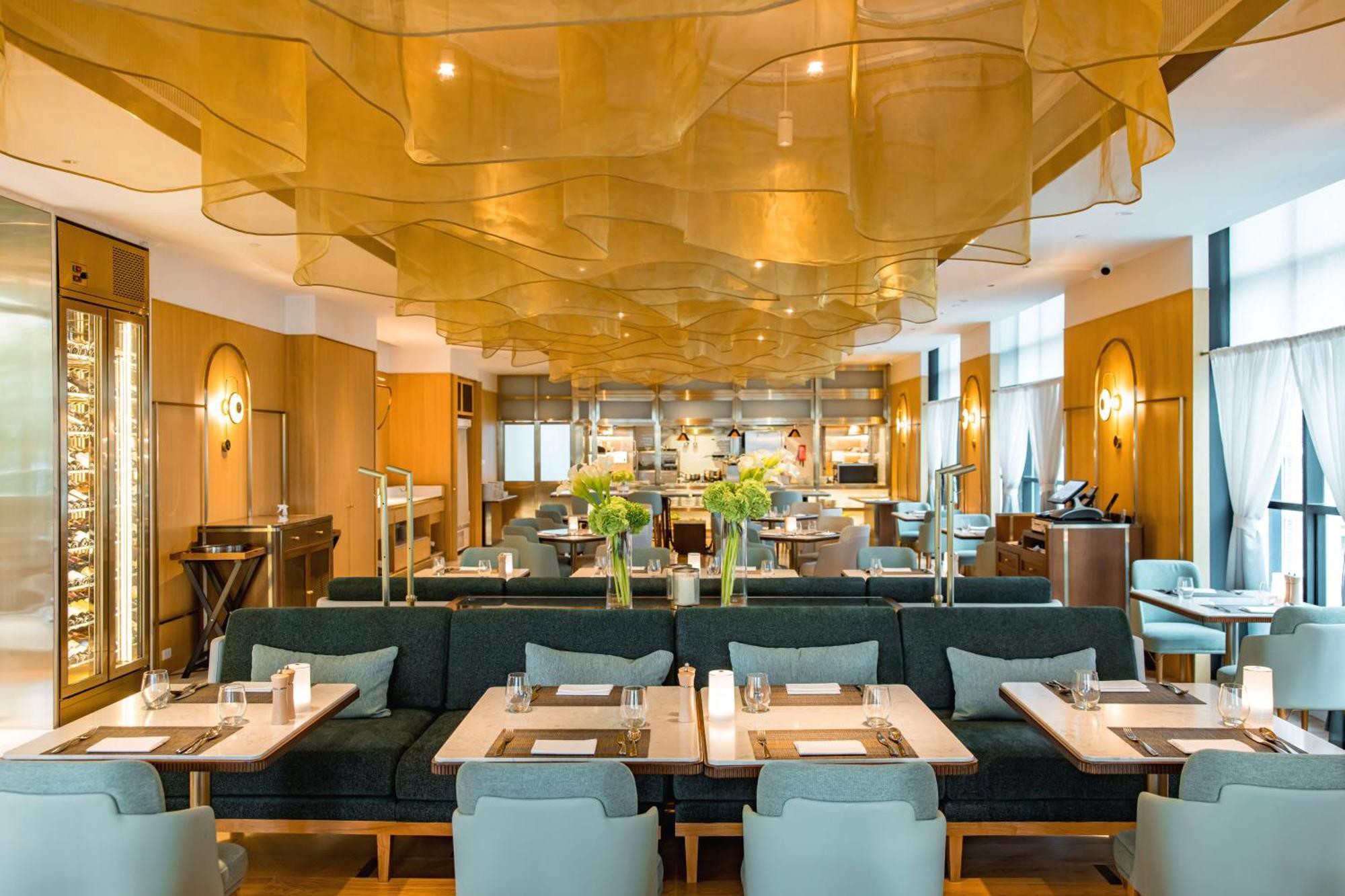 Silq Hotel & Residence, Managed By The Ascott Limited Bangkok Exterior photo Restaurant 101