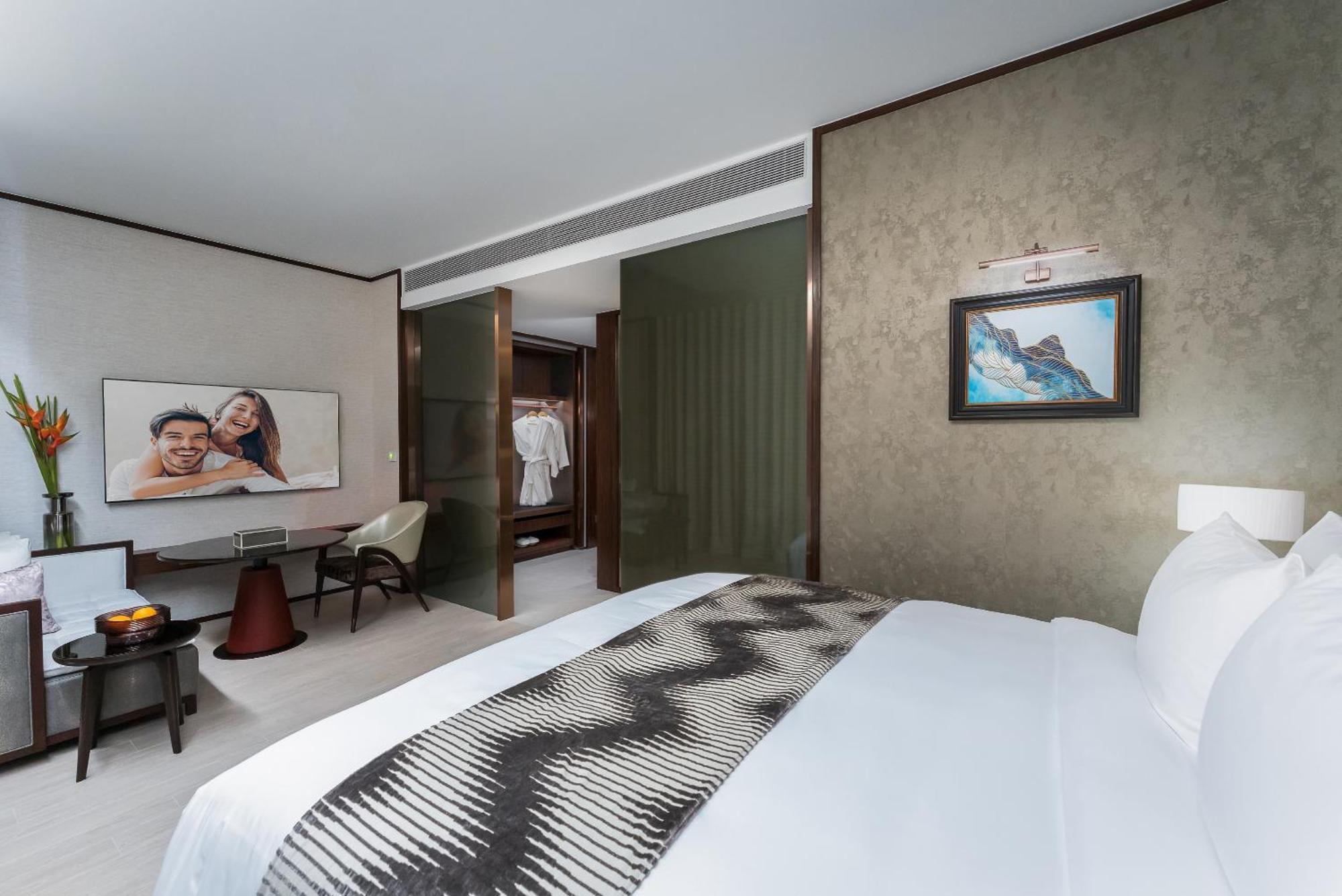 Silq Hotel & Residence, Managed By The Ascott Limited Bangkok Room photo Deluxe Room