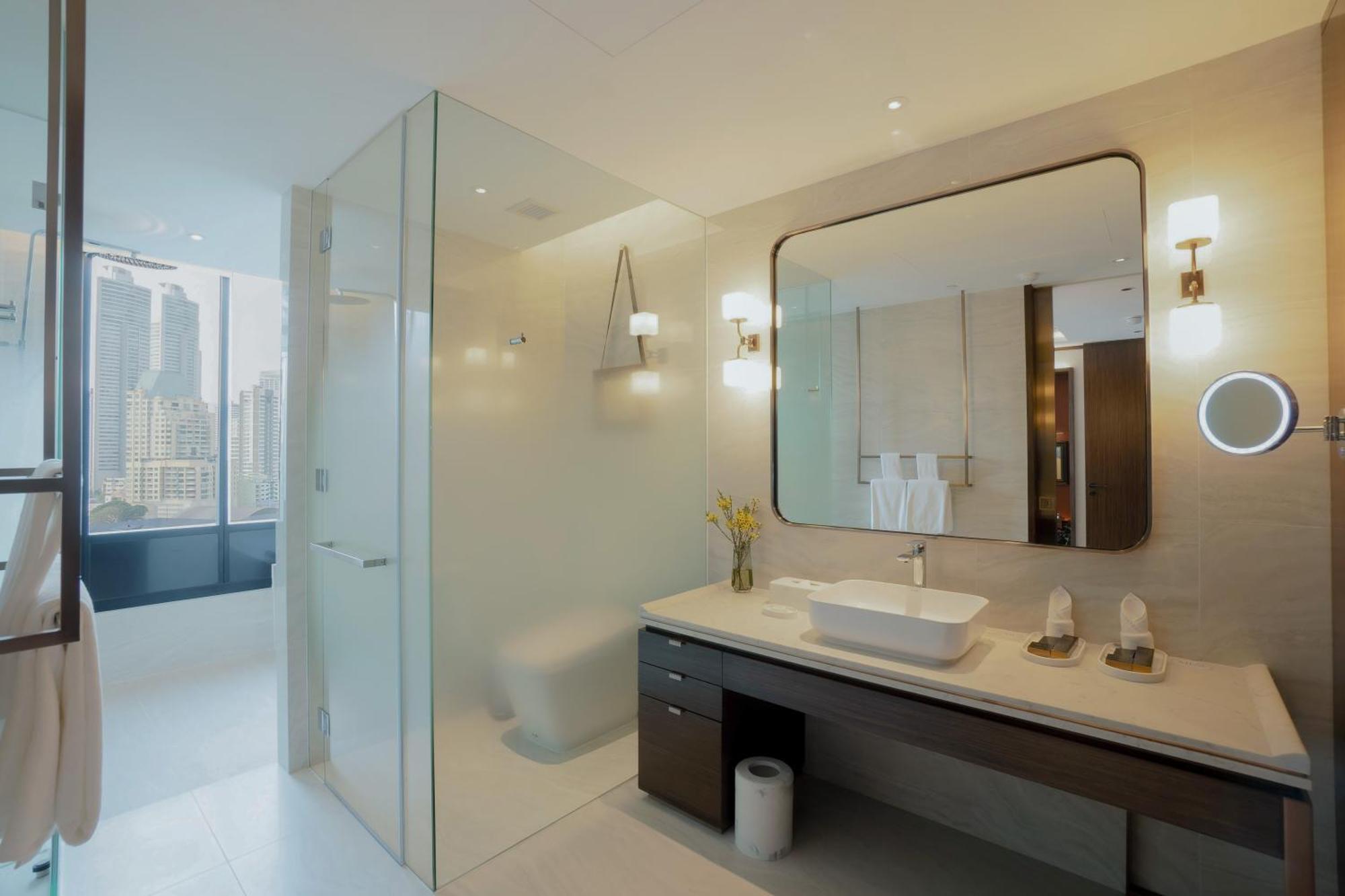 Silq Hotel & Residence, Managed By The Ascott Limited Bangkok Room photo Bathroom